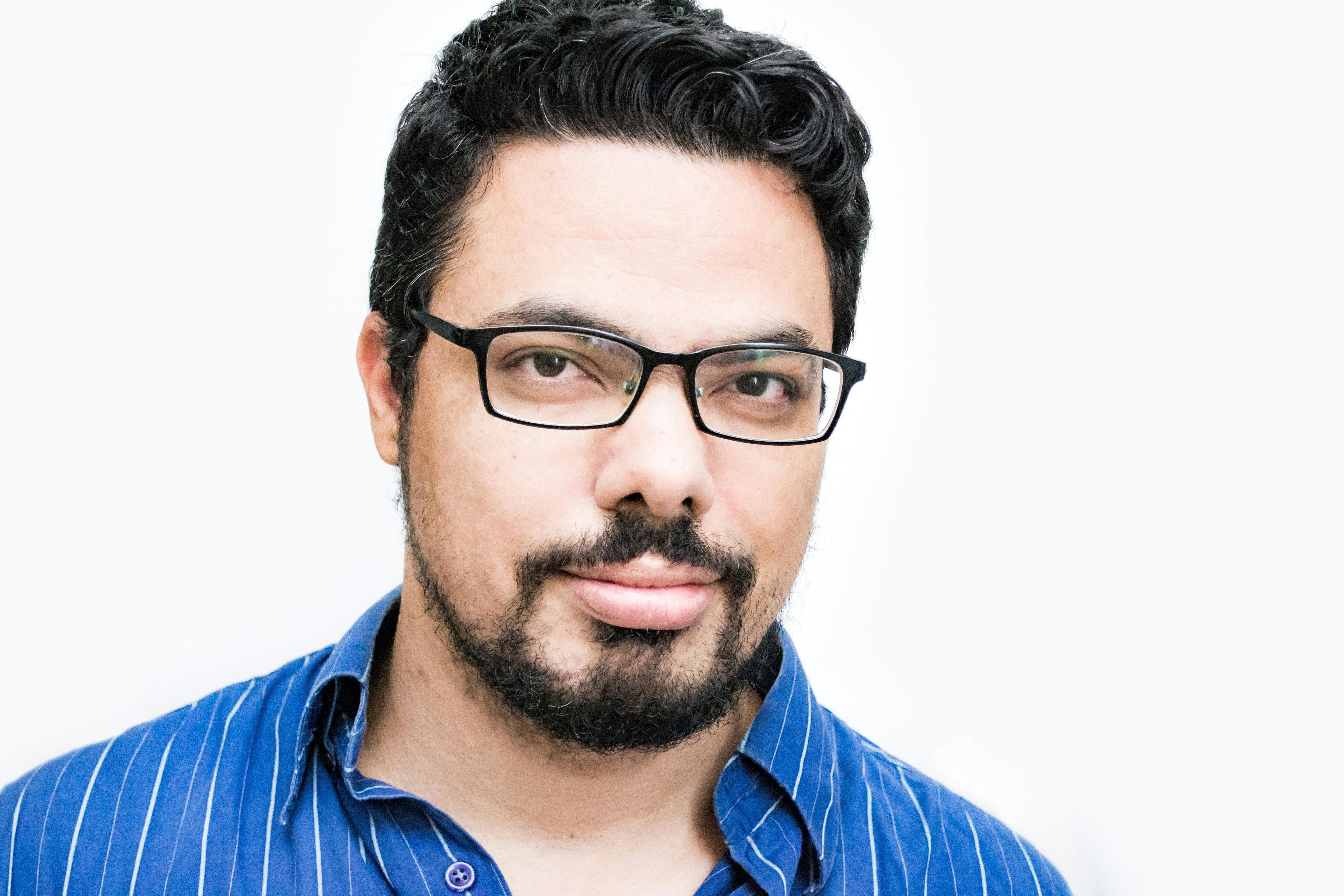 <em><strong>Andrés López</strong></em>